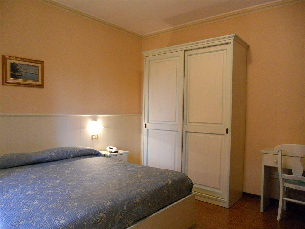 Albergo Ristorante Scanapa Castione della Presolana Exterior foto